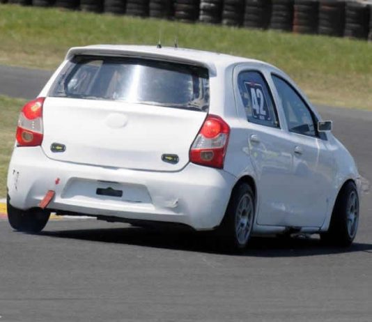 CLASE 3: Malizia 17° con el Etios…