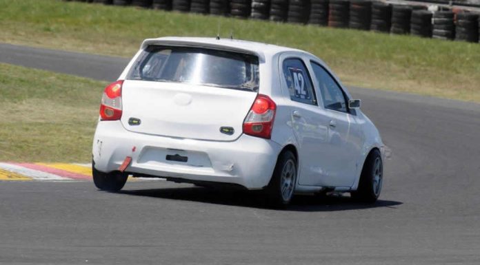 CLASE 3: Malizia 17° con el Etios…