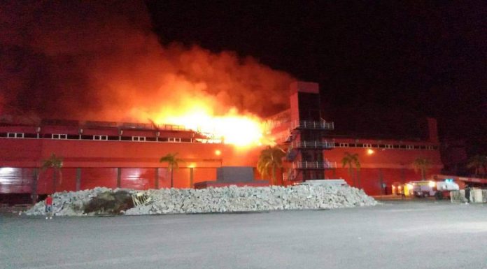 Incendio en el Autódromo de Termas: “Vinieron 10 camiones y 70 efectivos para trabajar controlando y enfriando”
