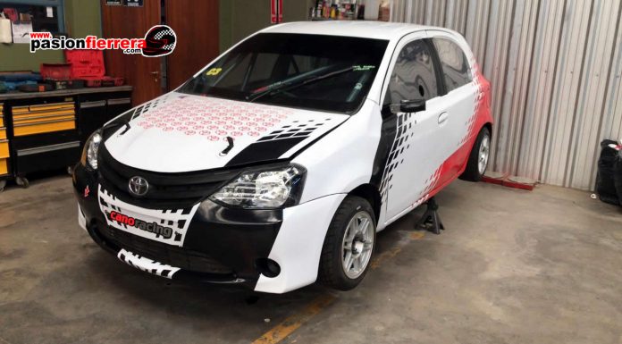 Se baja de la Clase 2 peleando el título, pero debuta en la Clase 3 del Turismo Pista, ¿Quién es?…