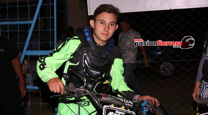 Tomas Muñoz cĂłmodo al mando del campeonato de Motos Standar en Speedway…