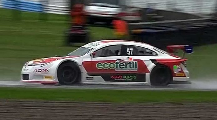 Victoria de Oscar Sánchez en el Top Race Serie, Ariel Persia 4° y buen debut para Agustín Palau 6° bajó una intensa lluvia en Buenos Aires…