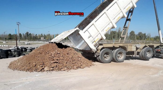 Siguen los trabajos en ASA, se comienza a recibir la arcilla…