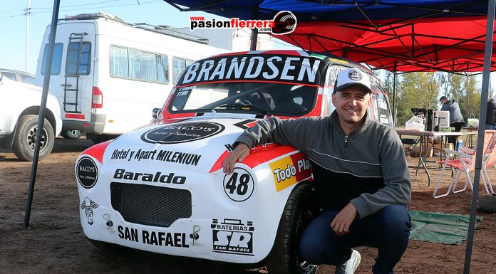 Varios trabajos en el Fiat 600 de Eduaro Sorroche en la previa del San Carlos, espera por la 4° fecha de la Fórmula 1100…