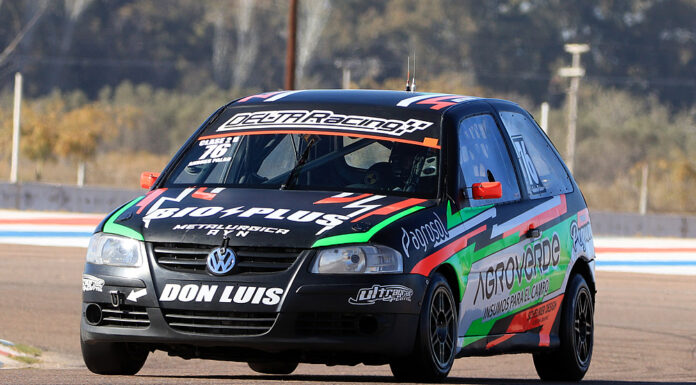 Victoria de Andrés Palau en la serie de la Clase 2 B, en pista Malizia recibió la de cuadros pero fue recargado por falsa largada…