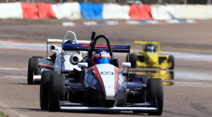 En Argentina, pero para Chile, Angelo Caselli ganó la primera final de la Formula Cuyana en su regreso al automovilismo mendocino….