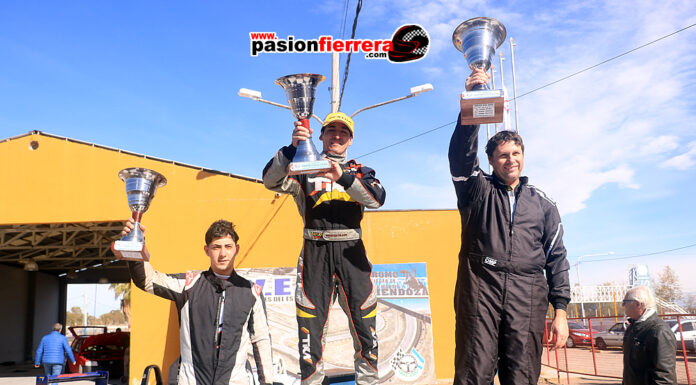 Angelo Caseli, la espero, la pensó y le arrebató la victoria a Ricardo Moreno en las últimas vueltas para llevarse lo más alto del podio para Chile en la Formula Cuyana…