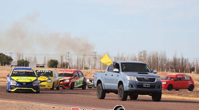 Leo Gasque ganó la primera serie de la Clase 2 que culminó con pace car, excelente batería para los escoltas Gaby Bombini y Lautaro Martinez…