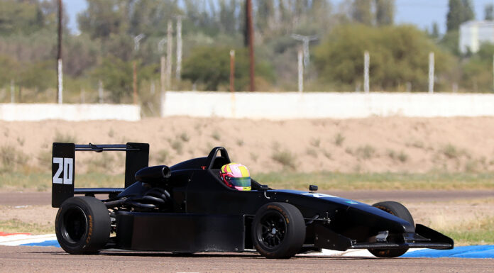 ¿Cómo te vez conduciendo un Fórmula Cuyana en el imponente Villicum? En alquiler 2 unidades…