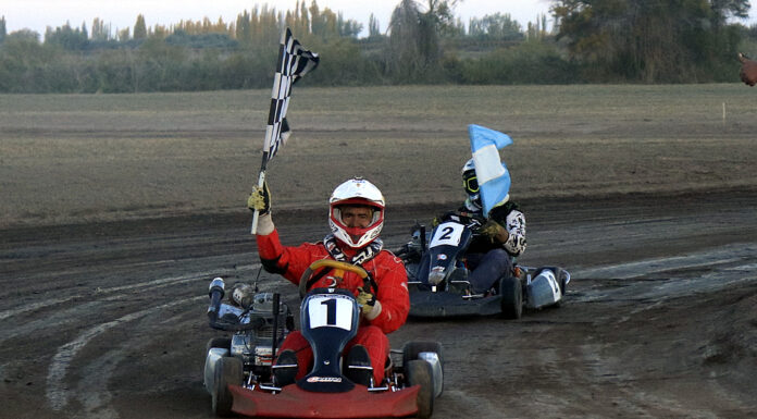 Entretenido cierre para la jornada kartista en Junin, Carlos Tornello ganó en los últimos metros de carrera de categoria Master
