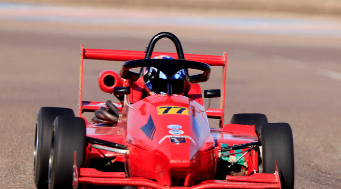 Luciano Vicino larga primero en la final de la Fórmula Cuyana…