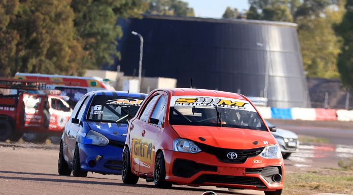 Danilo Gil se asegura una buena posición de largada en la final, ganó la primera serie de la Clase 2..