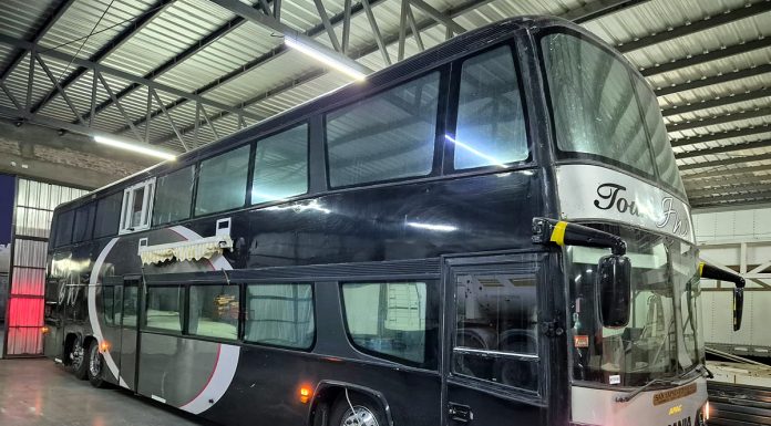 Con mucho espacio, en venta motorhome…