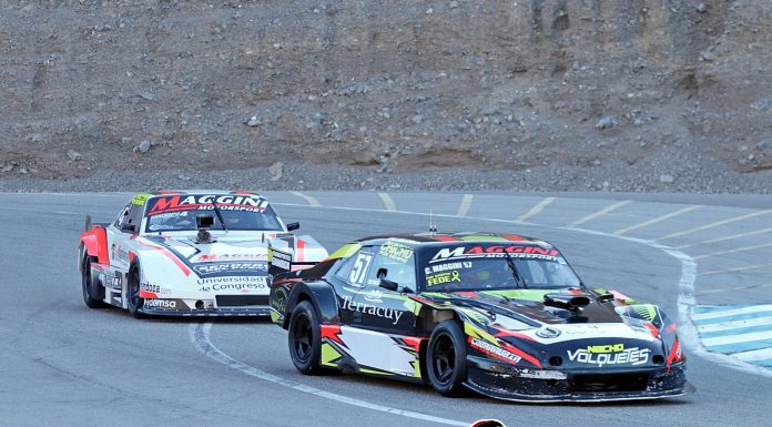 Todas las miradas puestas en ellos, Coky Maggini y Fabián Maggini se disputaron la 2° serie del TC Cuyano, la pulseada fue ganada por Coky, el piloto de Riveros Racing…