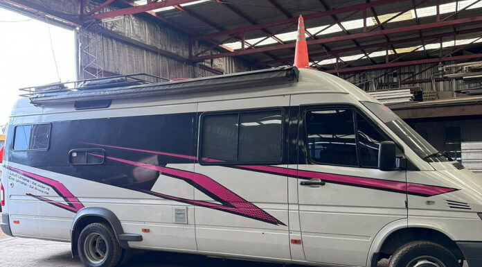 ¡¡¡Olvídate de alquilar cabañas!!! En venta Motorhome…